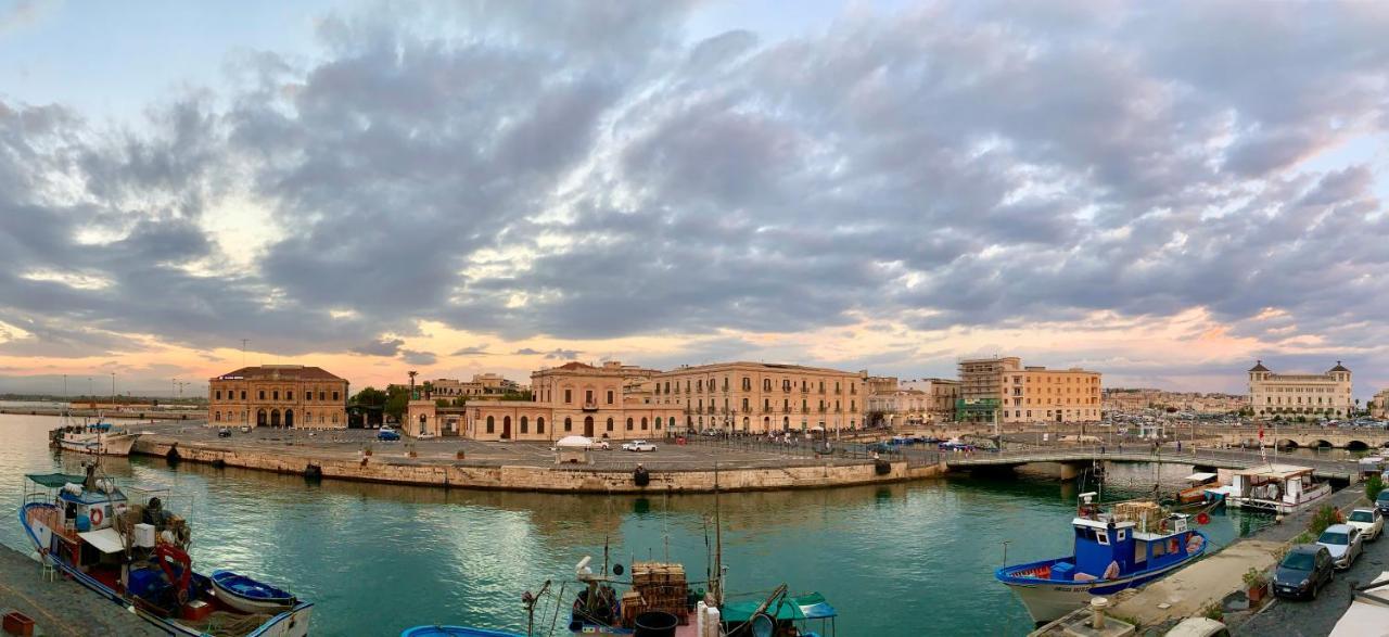 Suite 18, Casa Di Charme In Ortigia Сиракузы Экстерьер фото