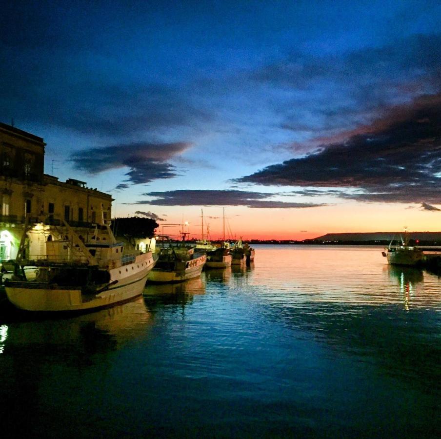Suite 18, Casa Di Charme In Ortigia Сиракузы Экстерьер фото