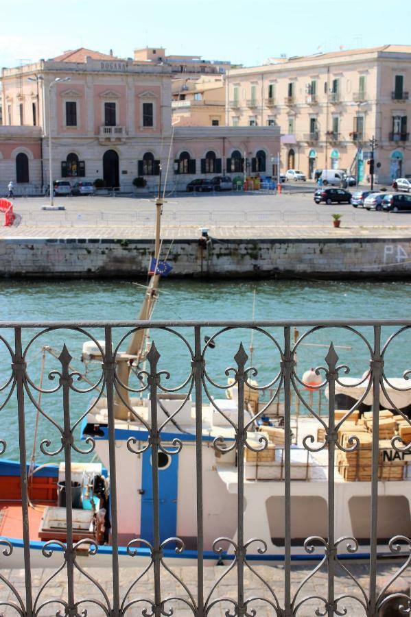 Suite 18, Casa Di Charme In Ortigia Сиракузы Экстерьер фото